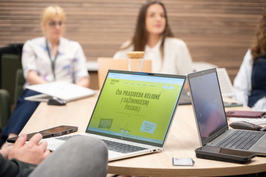 STT Launches “Transparency Badge” – an Anti-Corruption Education Platform for Students and Teachers